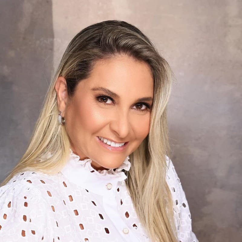 Dr(a). Dra. Christiane Possik - Especialista em Harmonização Orofacial em Campo Grande