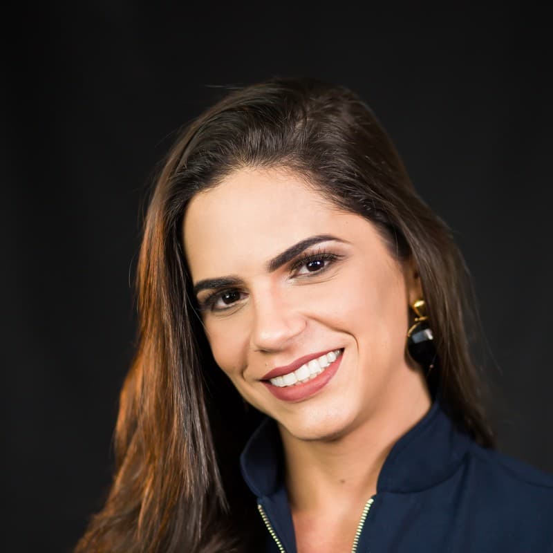 Dr(a). Dra. Sabrina Ricciardi - Especialista em Harmonização Orofacial em Rio Branco